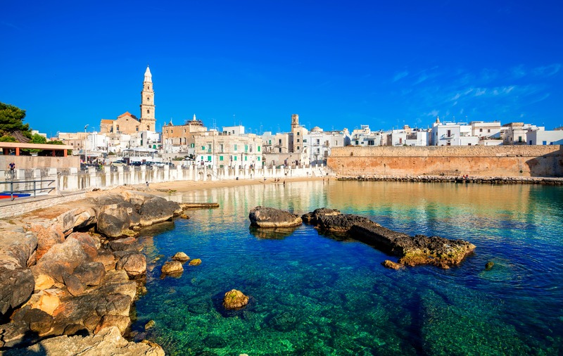 Città bianche in Puglia, Monopoli