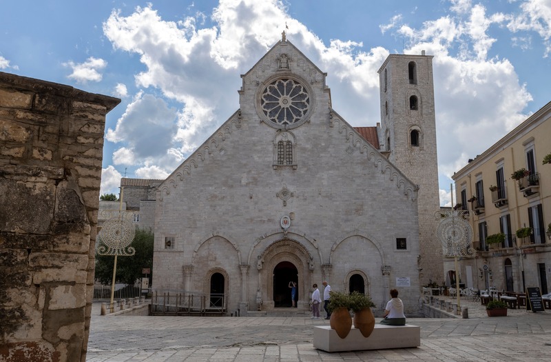 Tra l’Alta Murgia e il barese : Ruvo di Puglia